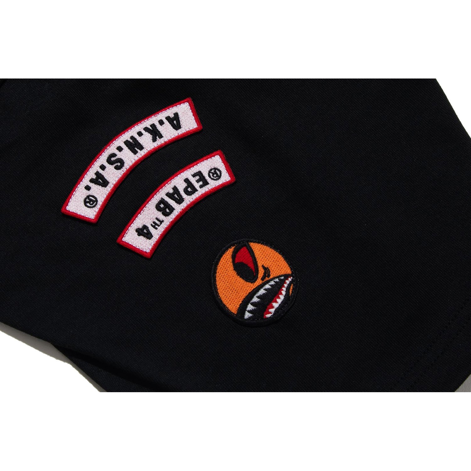001CSL831901_BLK_D.jpg